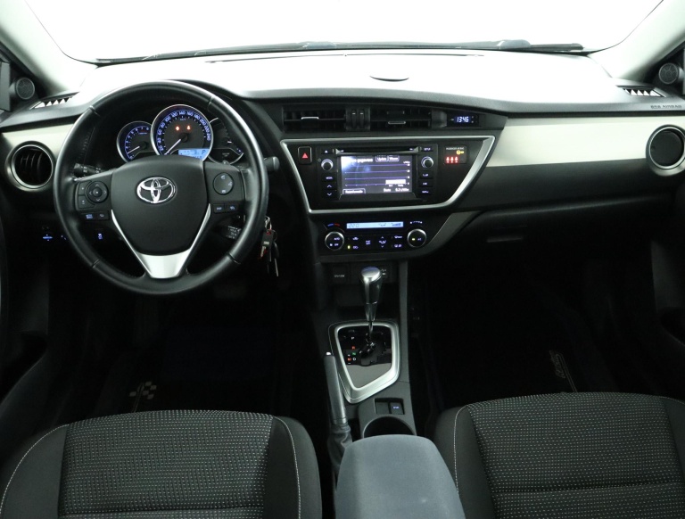 Toyota Auris - 1.6 Aspiration 4