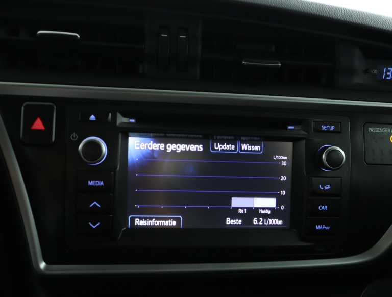 Toyota Auris - 1.6 Aspiration 47