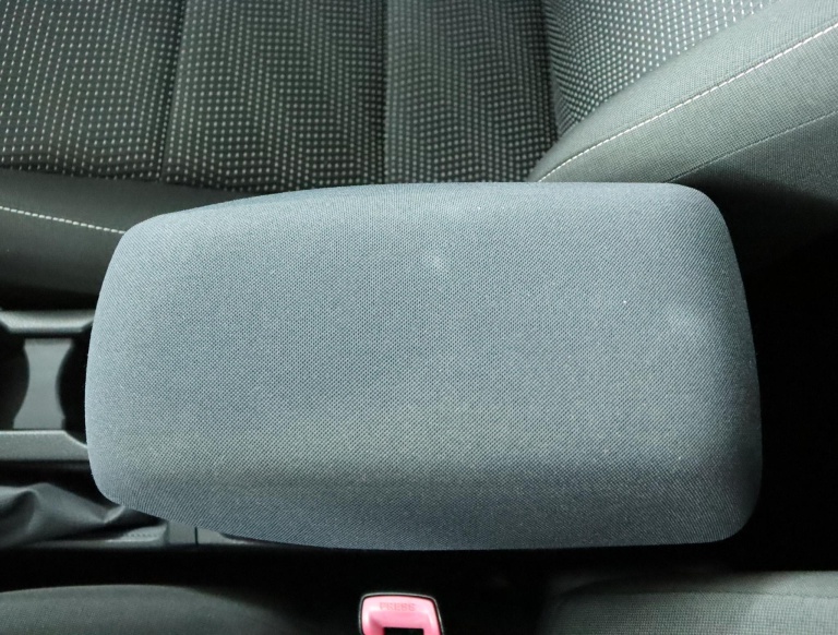 Toyota Auris - 1.6 Aspiration 51