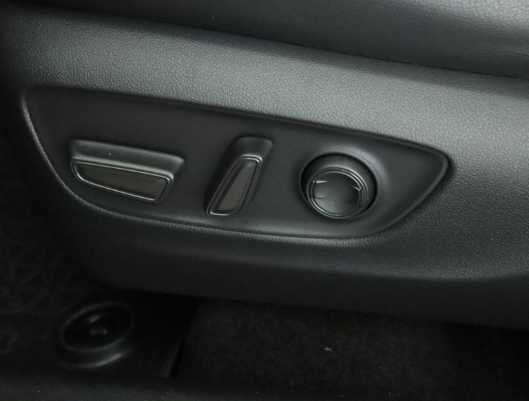 Toyota RAV4 - 2.5 Hybrid AWD Executive 43