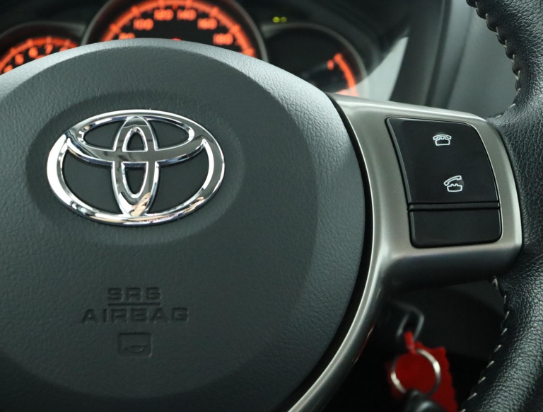 Toyota Yaris - 1.0 VVT-i Aspiration 21