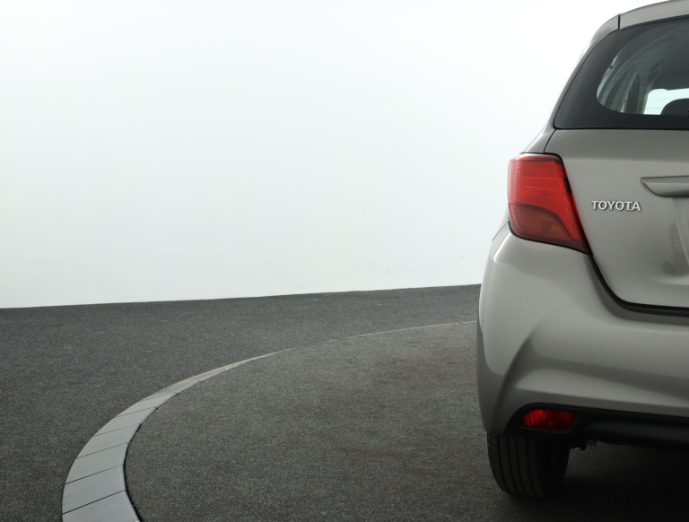 Toyota Yaris - 1.0 VVT-i Aspiration 40