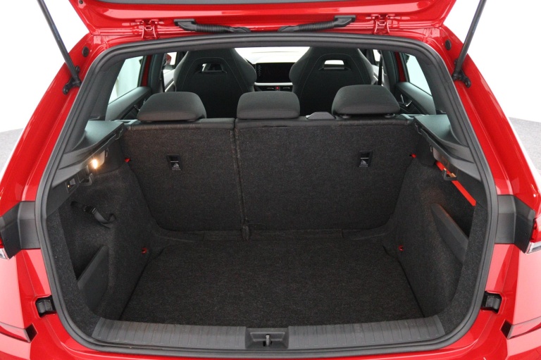 Skoda Kamiq - 1.0 TSI Sport Business 32