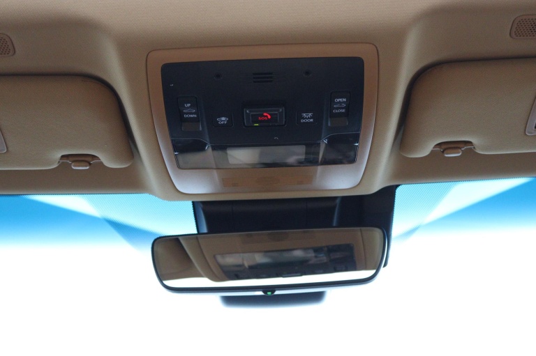 Lexus ES - 300h President Line 29