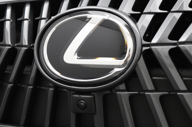Lexus ES - 300h President Line 33
