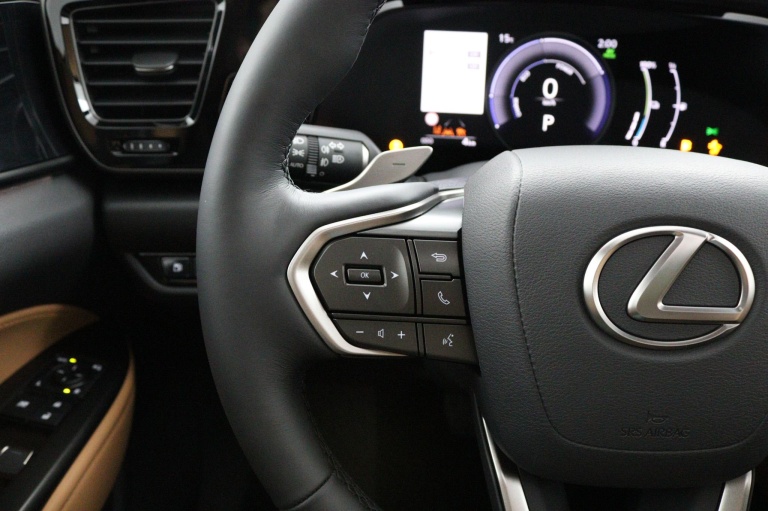 Lexus NX - 450h+ AWD Luxury Line 18