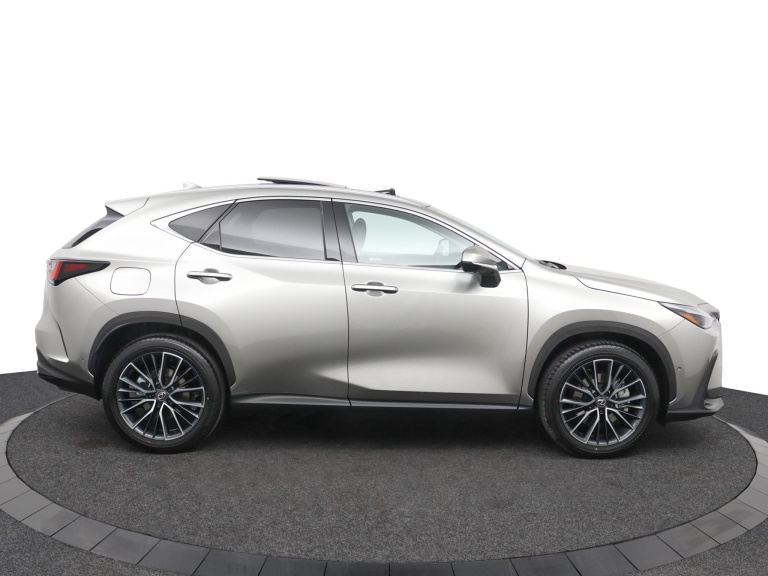 Lexus NX - 450h+ AWD President Line 12