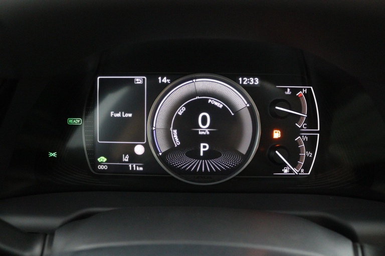 Lexus ES - 300h Luxury Line 6