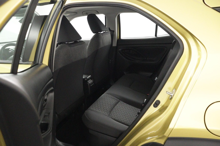 Toyota Yaris Cross - 1.5 Hybrid Comfort 18