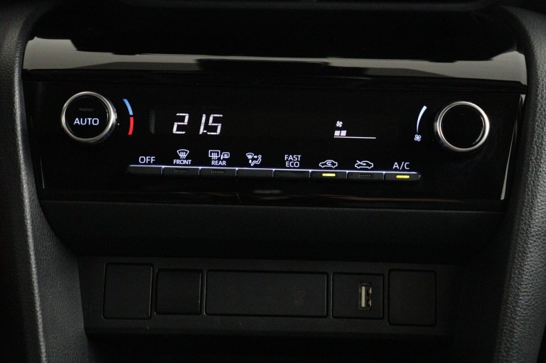Toyota Yaris Cross - 1.5 Hybrid Comfort 7
