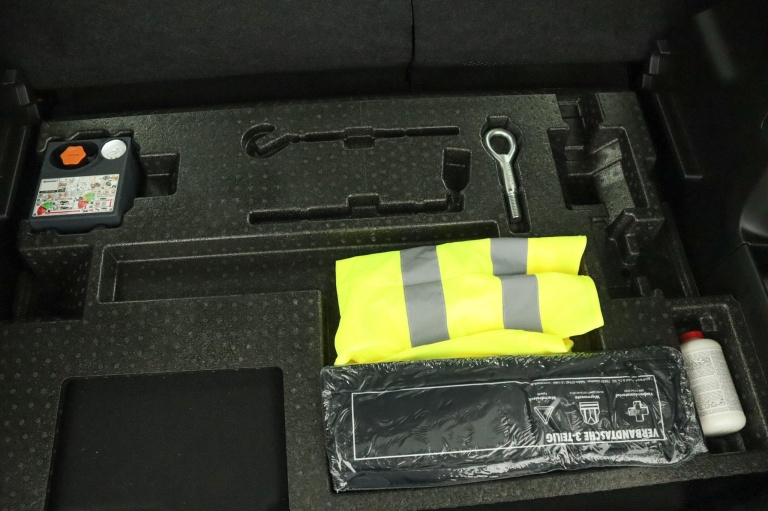Suzuki Vitara - 1.5 Hybrid Select 34