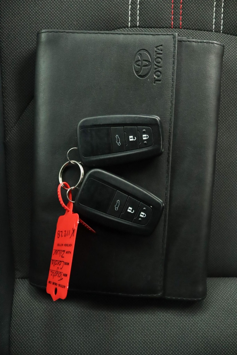 Toyota Corolla Touring Sports - 2.0 Hybrid GR-Sport Plus 9