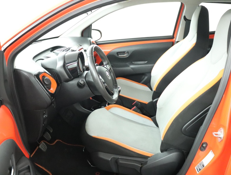 Toyota Aygo - 1.0 VVT-i x-cite 17