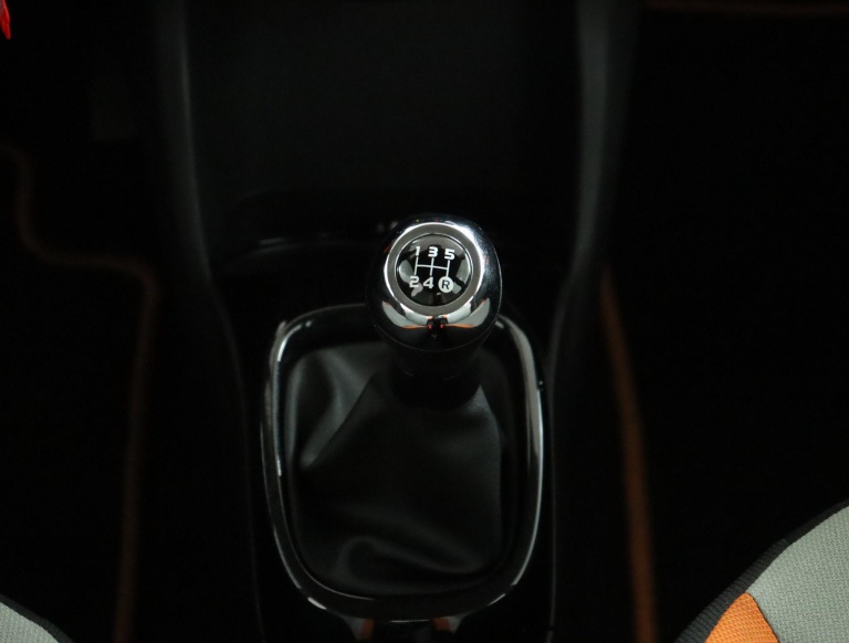 Toyota Aygo - 1.0 VVT-i x-cite 27