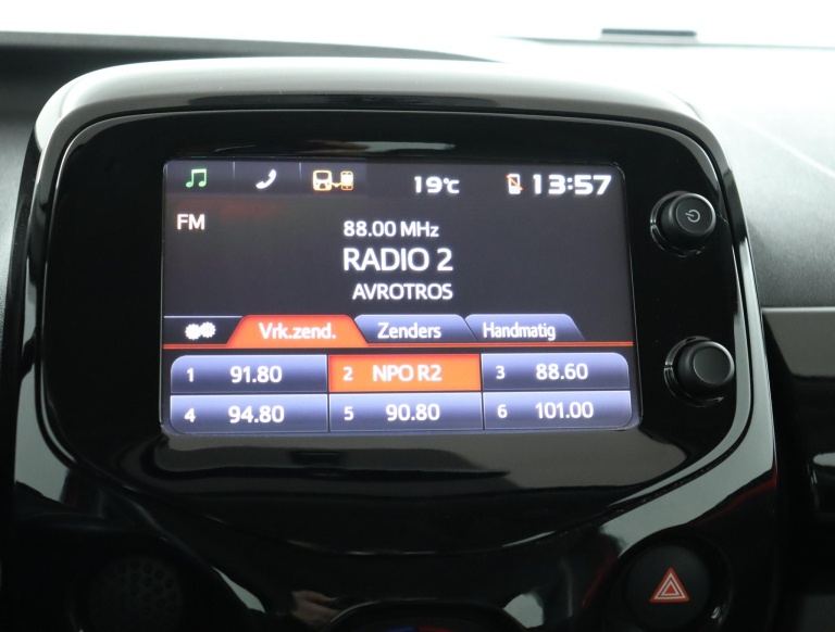 Toyota Aygo - 1.0 VVT-i x-cite 8