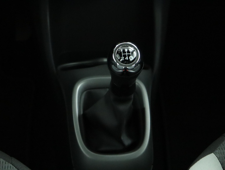Toyota Aygo - 1.0 VVT-i x-play 27