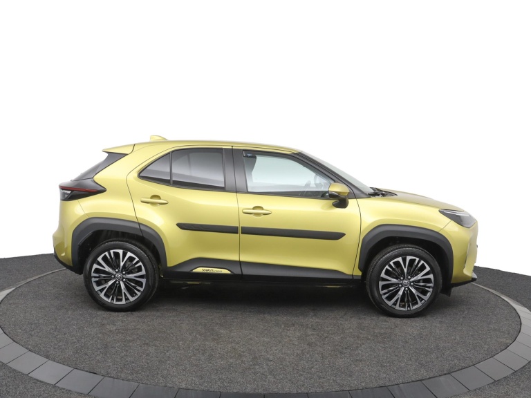 Toyota Yaris Cross - 1.5 Hybrid Executive 13