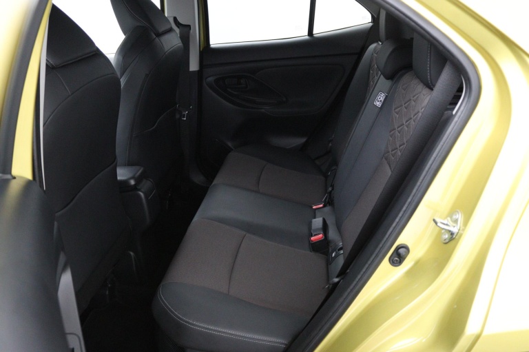 Toyota Yaris Cross - 1.5 Hybrid Executive 18