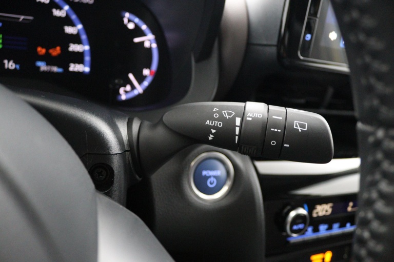 Toyota Yaris Cross - 1.5 Hybrid Executive 31