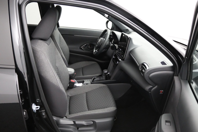 Toyota Yaris Cross - 1.5 Hybrid 115 Dynamic 19