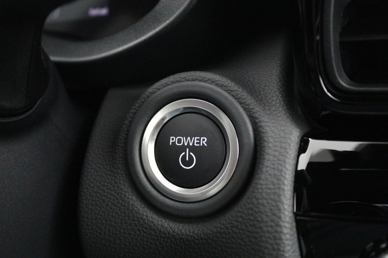 Toyota Yaris Cross - 1.5 Hybrid 115 Dynamic 38