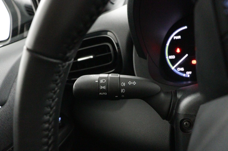 Toyota Yaris Cross - 1.5 Hybrid Dynamic 29