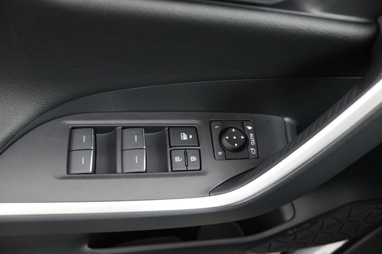 Toyota RAV4 - 2.5 Plug-in Hybrid AWD Dynamic 27