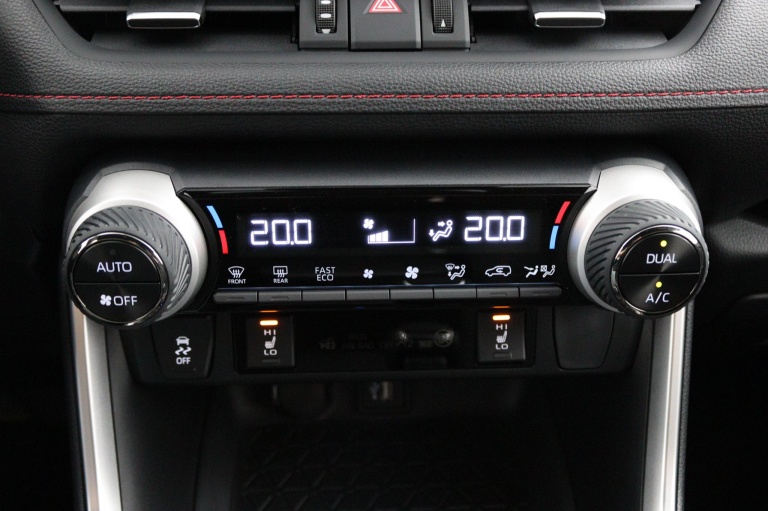 Toyota RAV4 - 2.5 Plug-in Hybrid AWD Dynamic 7