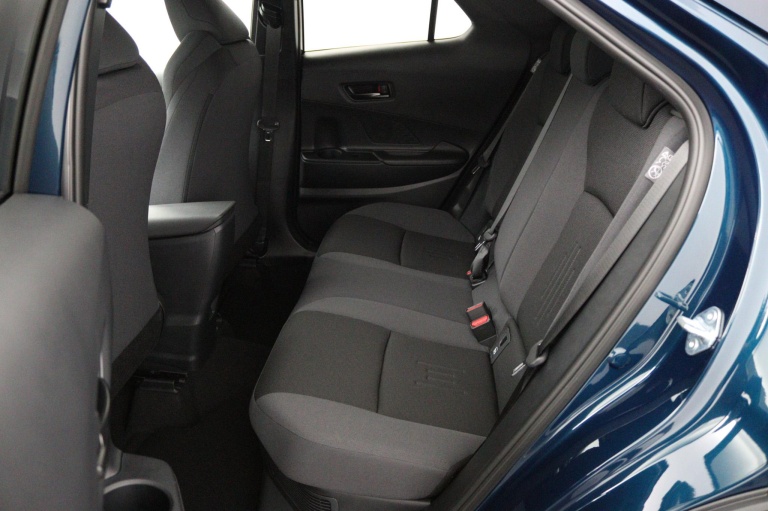Toyota C-HR - 1.8 Hybrid 140 Dynamic 17