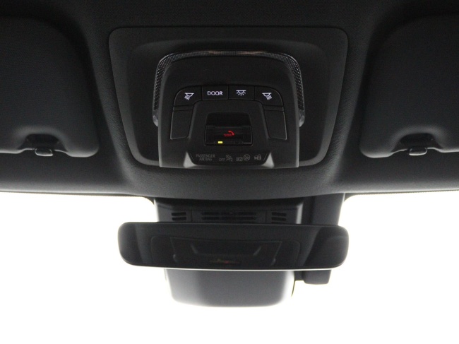 Toyota C-HR - 1.8 Hybrid 140 Dynamic