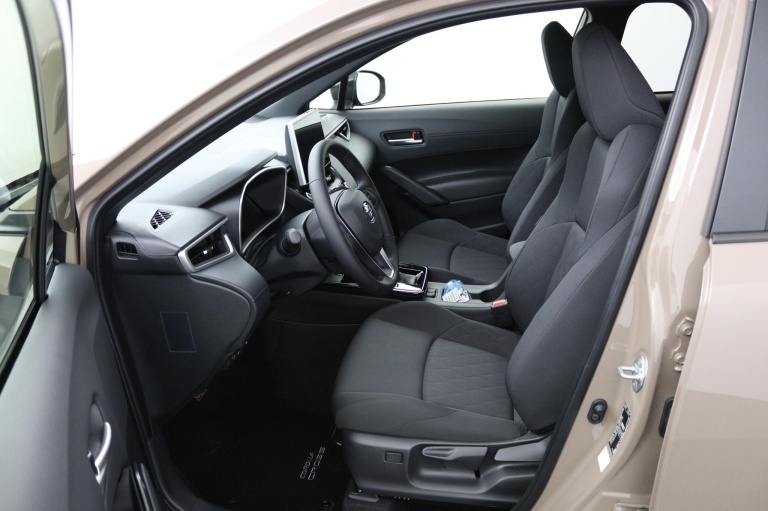 Toyota Corolla Cross - Hybrid 140 Dynamic 14