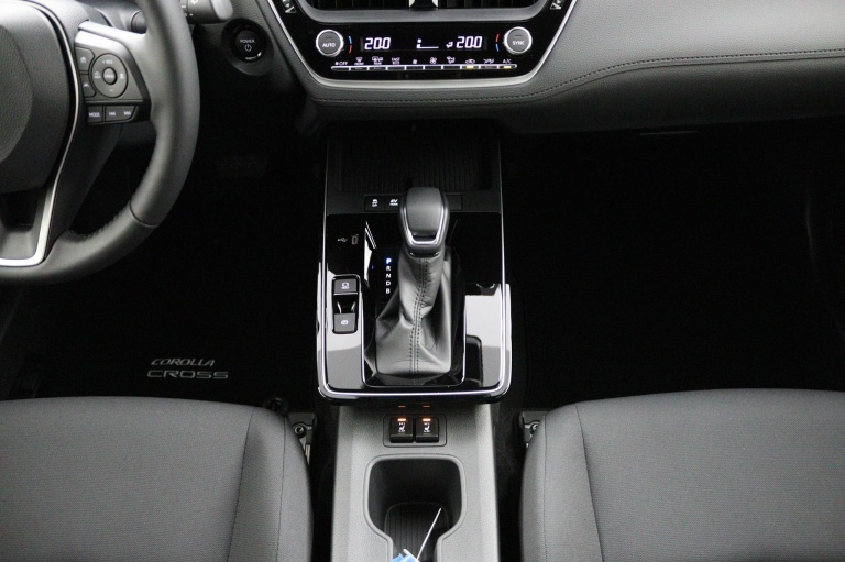 Toyota Corolla Cross - Hybrid 140 Dynamic 25