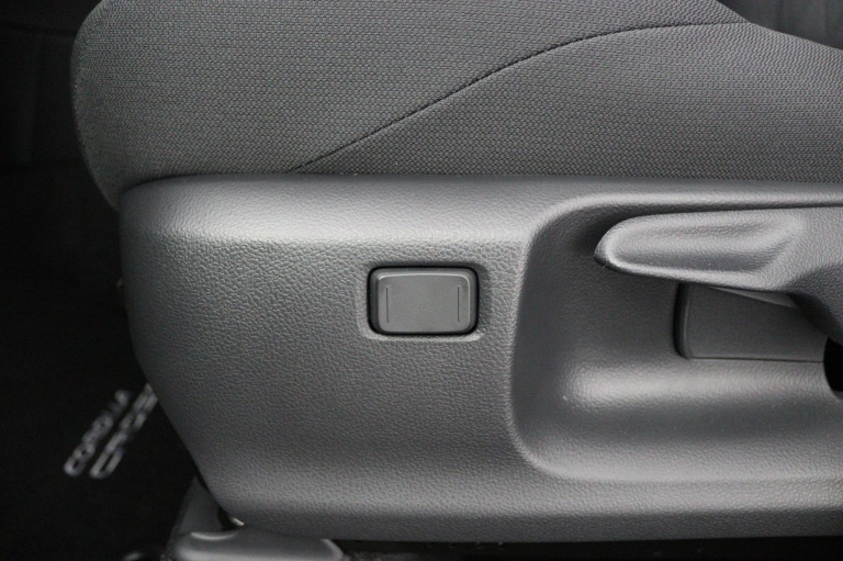 Toyota Corolla Cross - Hybrid 140 Dynamic 39