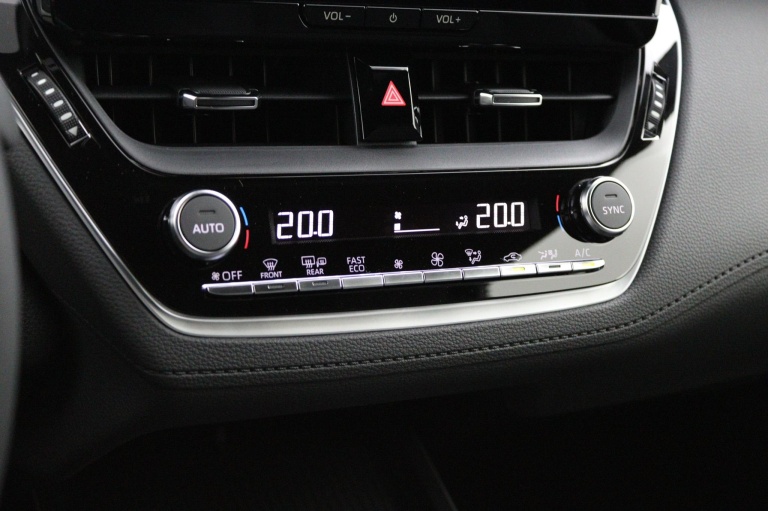 Toyota Corolla Cross - Hybrid 140 Dynamic 7