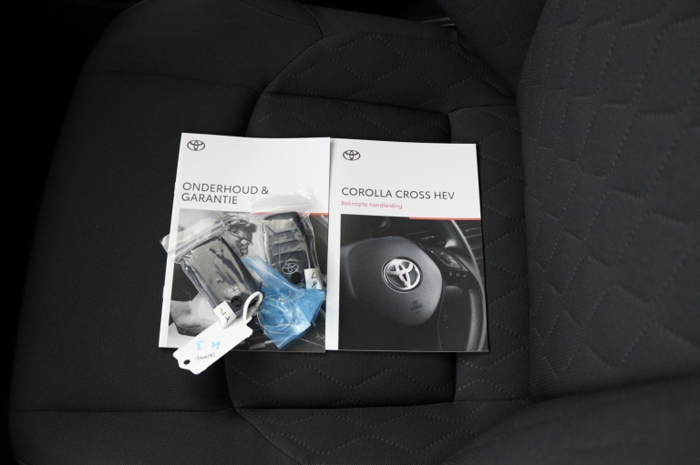 Toyota Corolla Cross - Hybrid 140 Dynamic 8