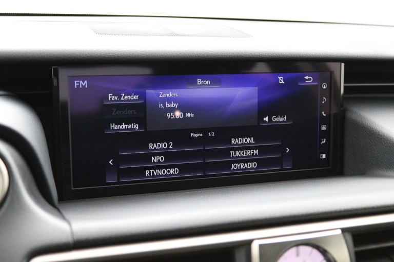 Lexus IS - 300h Hybrid Business Line 42