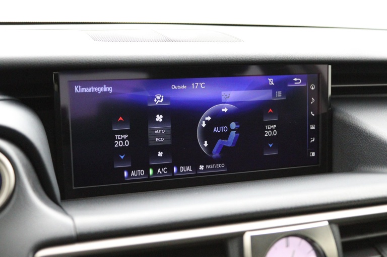 Lexus IS - 300h Hybrid Business Line 47