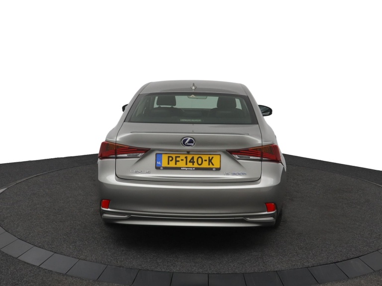 Lexus IS - 300h Hybrid Business Line 51