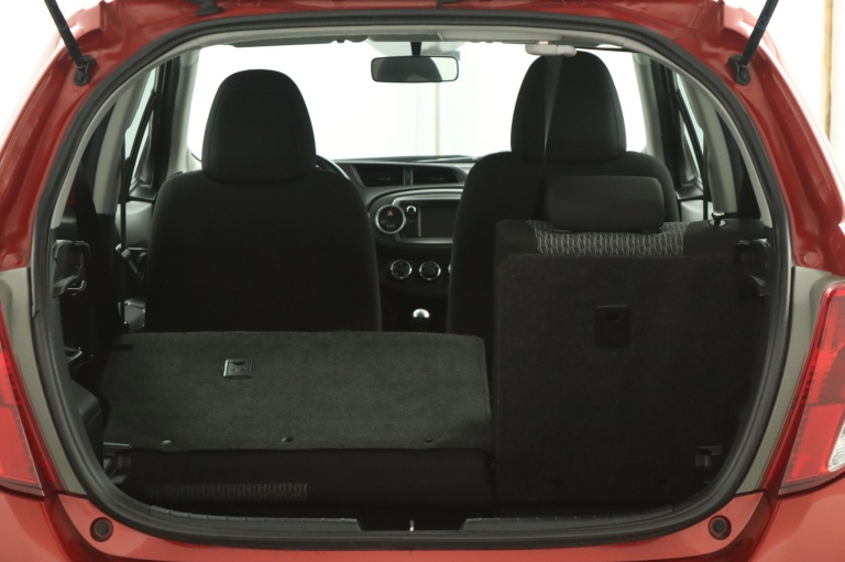 Toyota Yaris - 1.3 VVT-i Aspiration 25