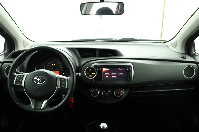Toyota Yaris - 1.3 VVT-i Aspiration 51