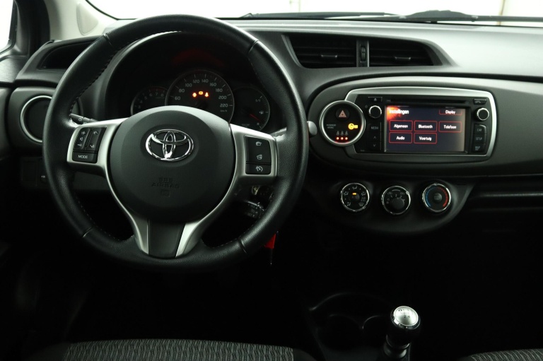 Toyota Yaris - 1.3 VVT-i Aspiration 52