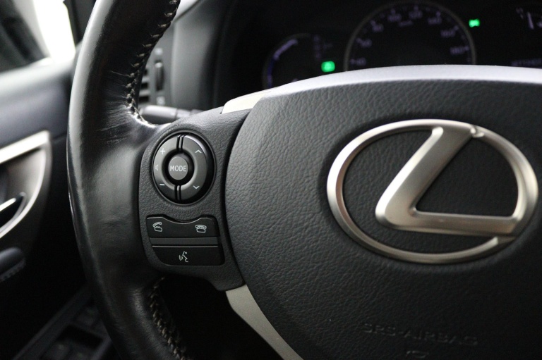 Lexus CT - 200h Sport Edition 19