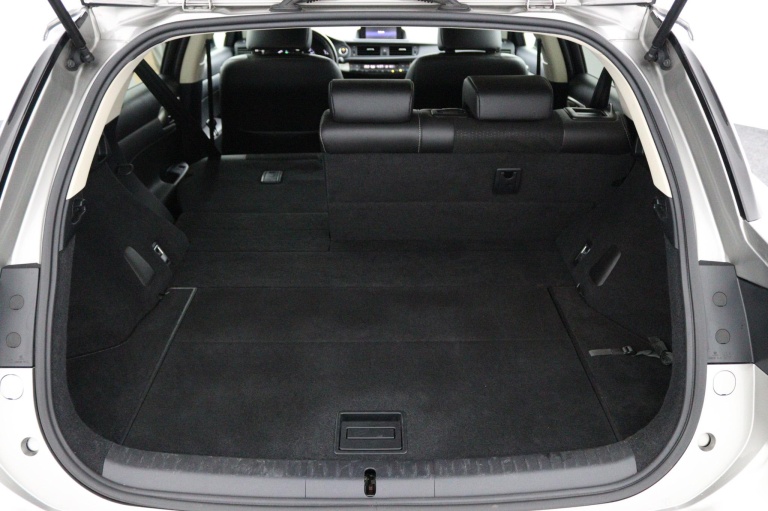 Lexus CT - 200h Sport Edition 26