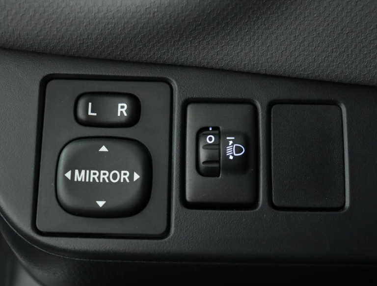 Toyota Yaris - 1.5 Hybrid Trend 45