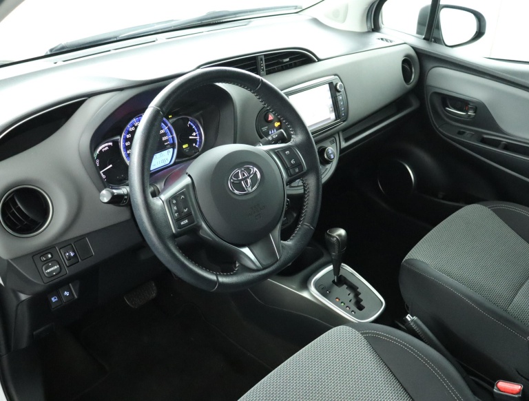 Toyota Yaris - 1.5 Hybrid Trend 52