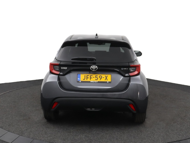 Toyota Yaris - 1.5 Hybrid 115 Dynamic 46