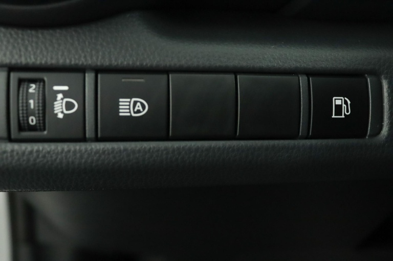 Toyota C-HR - 1.8 Hybrid 140 Dynamic 30