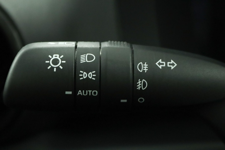 Toyota C-HR - 1.8 Hybrid 140 Dynamic 31