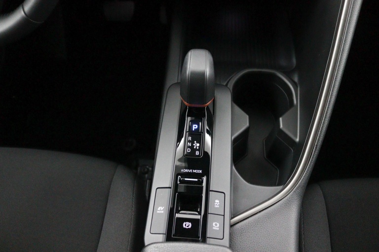 Toyota C-HR - 1.8 Hybrid 140 Dynamic | Climate Control | Navi | 23