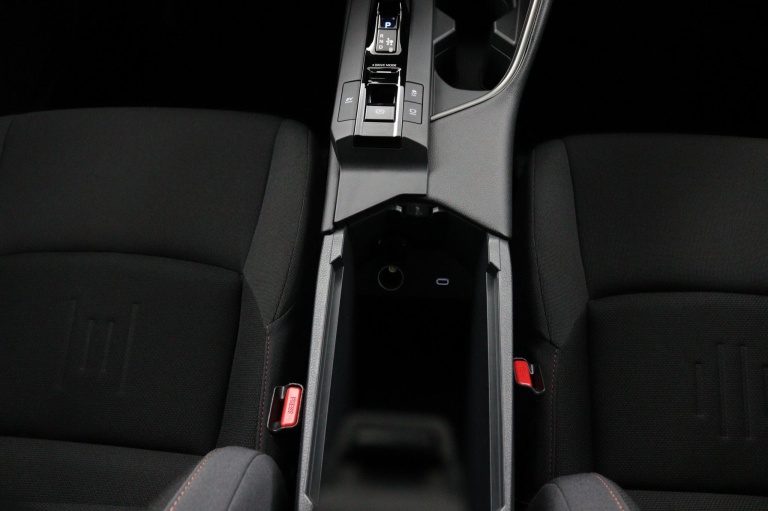 Toyota C-HR - 1.8 Hybrid 140 Dynamic | Climate Control | Navi | 26